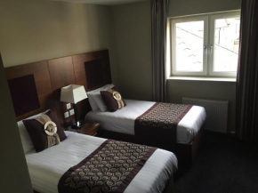 Отель Buchan Hotel  Эллон